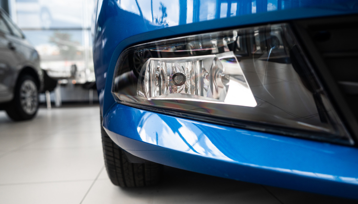 Peut-on acheter des antibrouillards en ligne pour une Renault Mégane 09 ?
